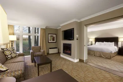 Ramada by Wyndham Cornwall Hotels in Cornwall