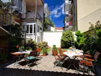 Regina Hotels near Neuenheim