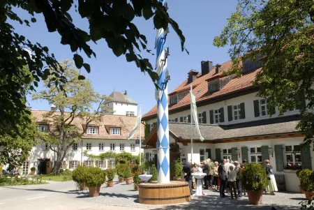 Brauereigasthof-Hotel Aying Отели в г. Фельдкирхен-Вестерхам