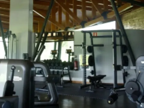 サブリ ホテル アンナバのホテル