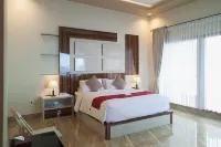 Watuduya Resort by the Lavana Hotels near Pulau Batu Berlayar