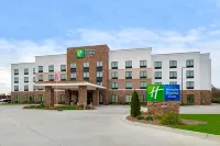 Holiday Inn Express & Suites Monroe