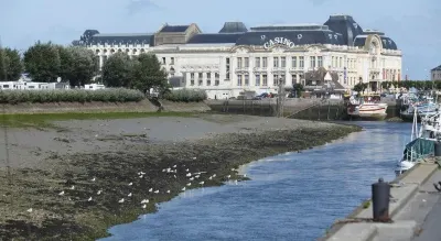 Sowell Residences le Port Hotels near Grande Plage de Trouville