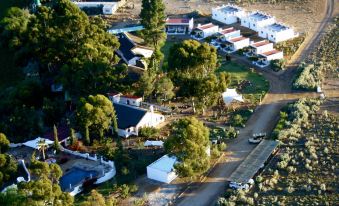 Inverdoorn Game Reserve Lodge