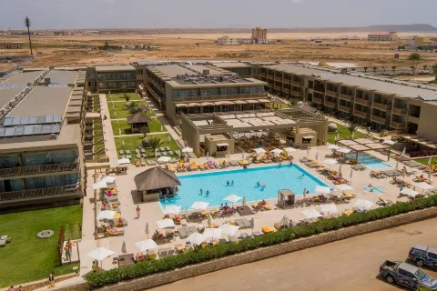 Oasis Salinas Sea