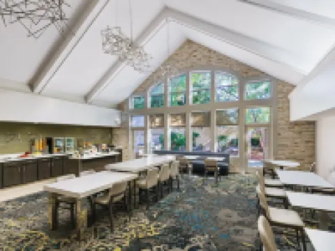 Residence Inn Gaithersburg Washingtonian Center ゲイサーズバーグのホテル