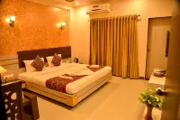Hotel Sun Plaza فنادق في سومناث