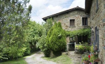 Apartment the Fireplace a Relax Oasis Near Florence