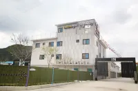 Wanju Healing Hotels near 전주김프로RC&RC카 경기장