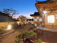Cheonggong Hanok Stay Hotels in der Nähe von Kyongju Folk Craft Village