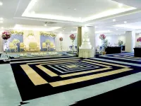 Grand Pacific Hotel - Business