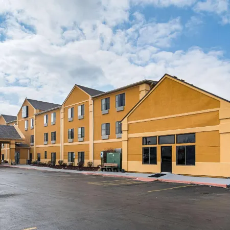 Quality Inn & Suites Harvey - Chicago Southland
