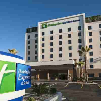 Holiday Inn Express & Suites Chihuahua Juventud Hotel Exterior