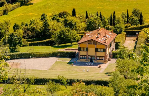 拉奎爾西亞 - 波隆那客房