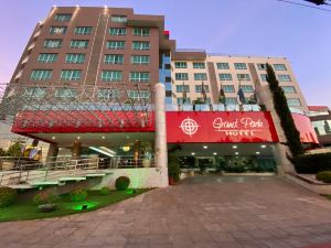 Grand Park Hotel