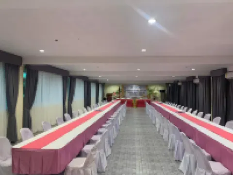 카모테스 투어리스트 인