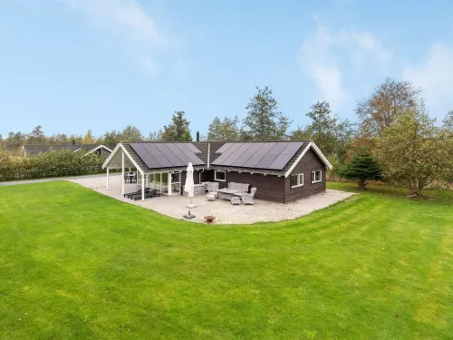 "Enid" - 700m from the Sea Hotels in Idestrup