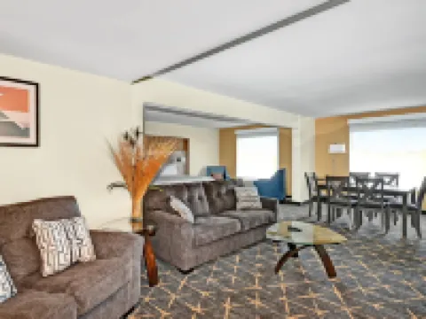 Holiday Inn PISCATAWAY - SOMERSET by IHG Hotels in Middlesex County