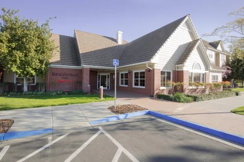 Residence Inn Vacaville - 3-Star