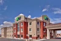Holiday Inn Express & Suites Albuquerque Airport Отели рядом с достопримечательностью «Парк Рузвельт»