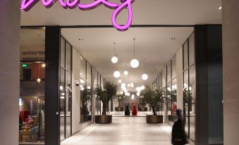 Moxy Athens City