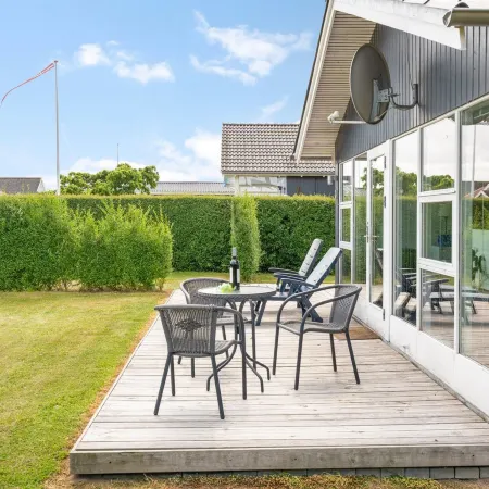 "Blesse" - 250m from the Sea