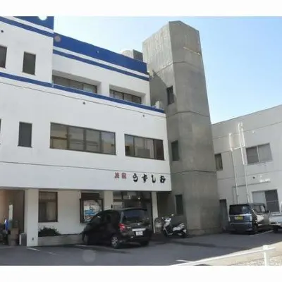 Minshuku Uzushio Hotels near Omishima Bridge