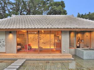 翡翠巣【KAWASEMINOSU】ムカカヴィラ屋我地島 (MUKAKA VILLA・SPA)