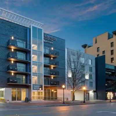 Fairfield Inn & Suites Fort Worth Downtown/Convention Center Hotels near Fort Worth T&p Station