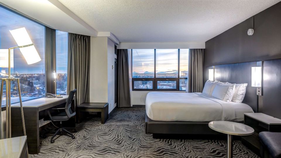 DoubleTree by Hilton Calgary North