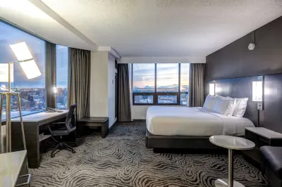 DoubleTree by Hilton Calgary North Hotels near Harry Hays Building