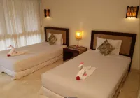 Blue Fish Hotel Hotels in Panimbang