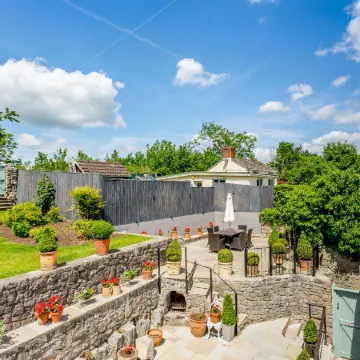 Broadrock Accommodation - Clock Cottage