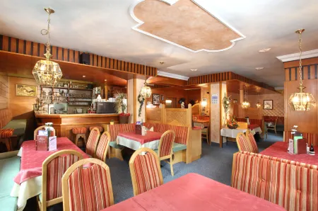 Gasthof Weißkugel Отели рядом с достопримечательностью «Obergurgl  Hochgurgl Ski Area»