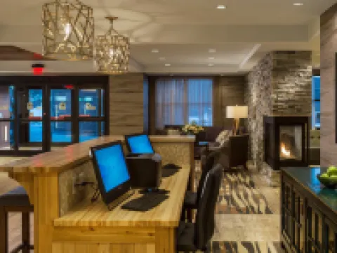 沃特伯里斯託萬楓酒店及套房 華盛頓縣酒店