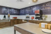 Comfort Inn & Suites Toledo North - Frühstück