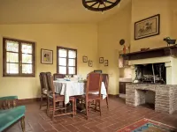 Paradiso Selvaggio Hotels in Paciano