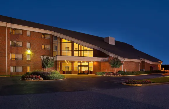 曼非斯索尼斯塔 ES 套房酒店（Sonesta ES Suites 孟菲斯）