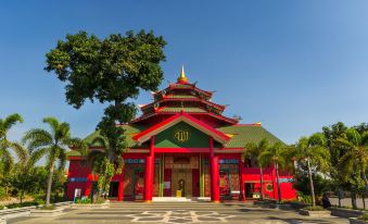 KoolKost Syariah Near Tunjungan Plaza 2