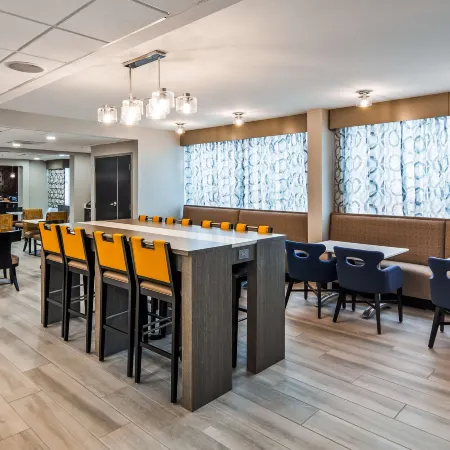 Best Western Plus Bloomington East Hotel
