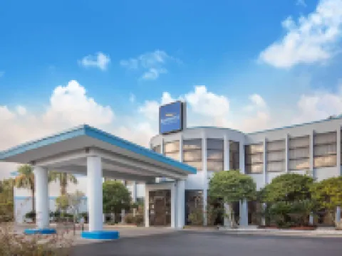 Baymont by Wyndham Laurel Hotels in Jones County