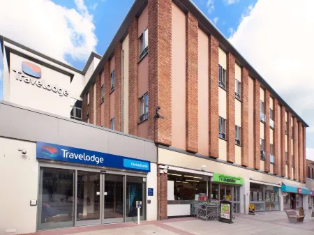 Travelodge Christchurch Отели рядом с достопримечательностью «Christchurch Priory»