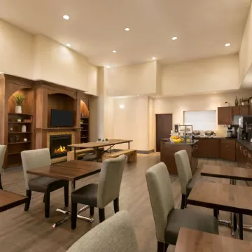 Ramada by Wyndham Drayton Valley