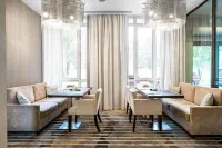 Ramada Hotel&Suites by Wyndham Novosibirsk Zhukovka Apart-Hotel - Apartments