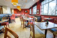 Drury Inn & Suites Columbus Grove City - breakfast