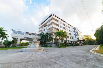 Whitewoods Convention and Leisure Hotel by SMS Hospitality Hotel dekat Unida Christian Center