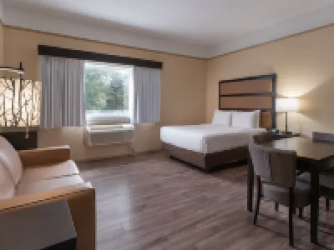 Prestige Golden Hotel Hotels in Golden