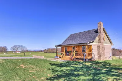 Hilltop Lawndale Farmhouse w/ Fire Pit & Mtn Views