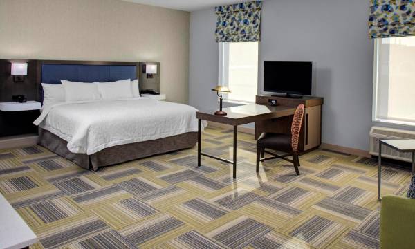 Hampton Inn & Suites Syracuse-North (Airport Area)