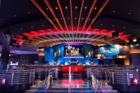 Hard Rock Hotel & Casino Tulsa - bar